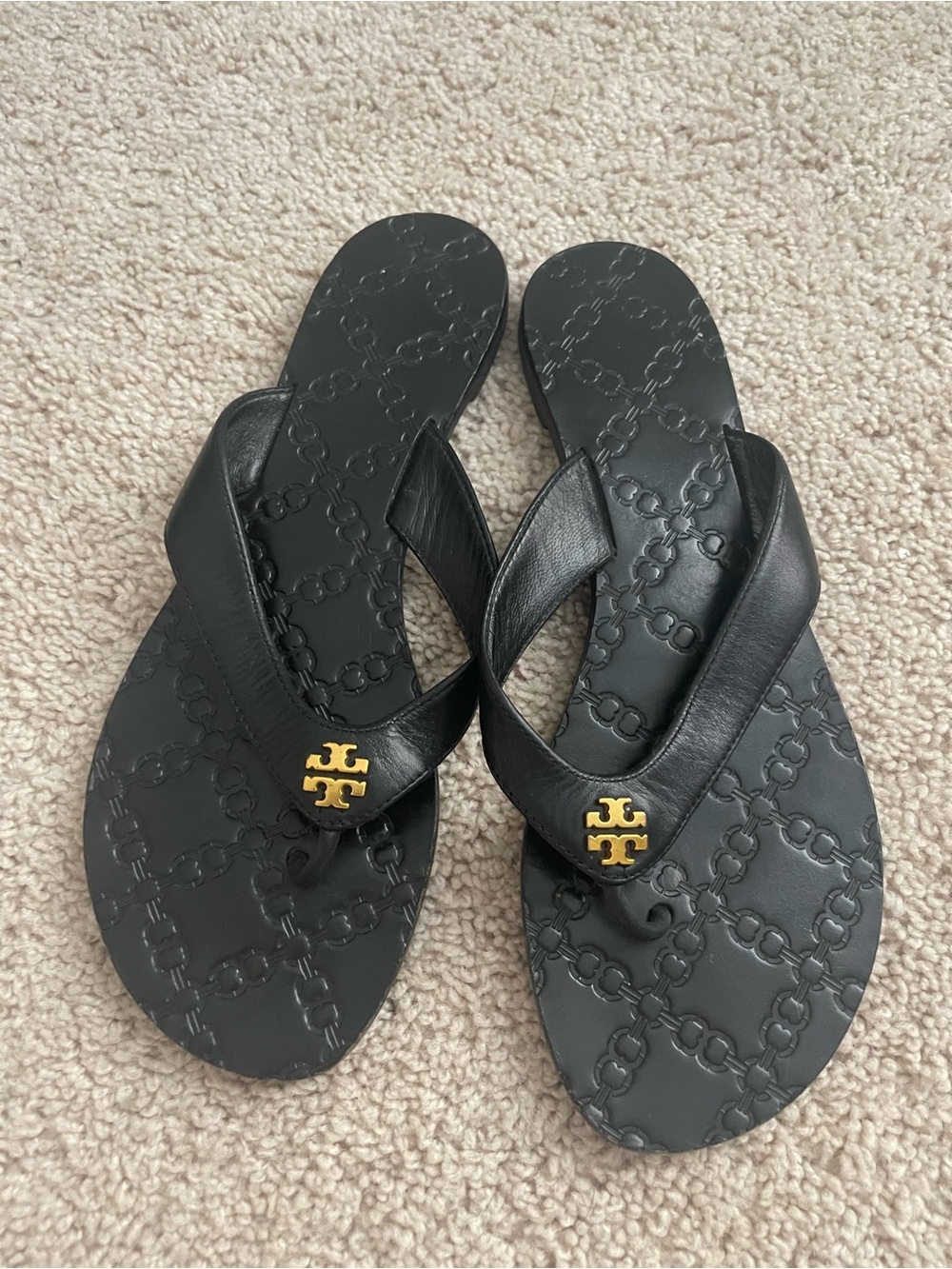 Tory Burch Black Leather Thong Sandals with Gold Logo